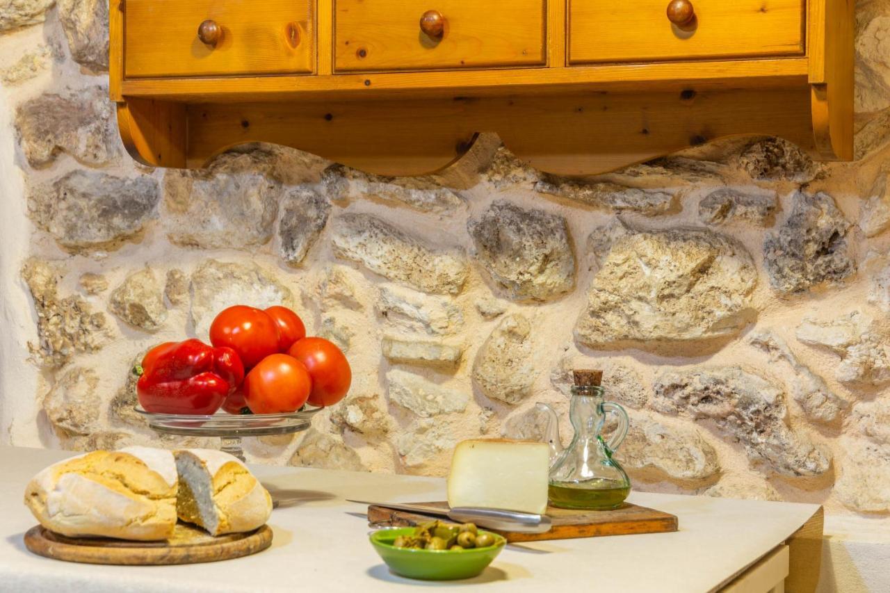 Mallorca Traditional Townhouse Llubí